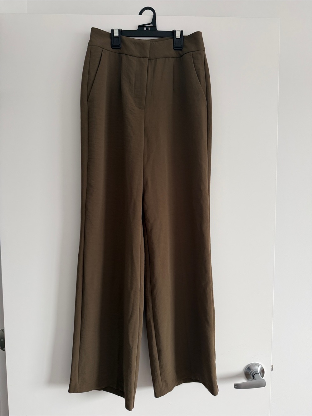 Dynamite Wide-Leg High-Rise Pants — Olive